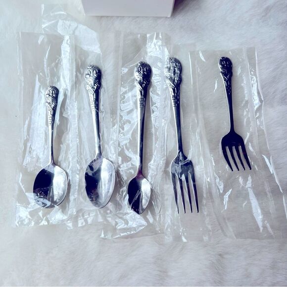 1994 Oneida Humpty Dumpty 5 Piece Child Flatware set, Made in USA NEW in pkg - Picture 7 of 13